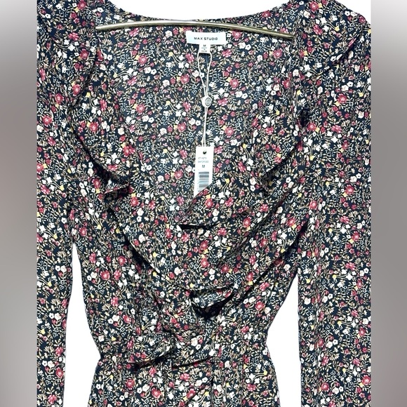 Two piece floral set  Blouse & Maxi Skirt Floral NWT Medium Two Piece Separate - Picture 6 of 16